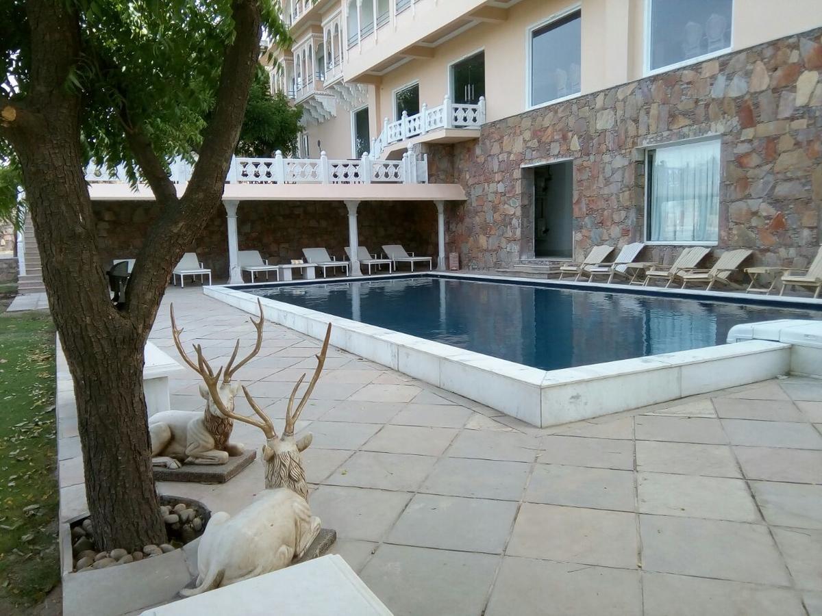 Fateh Niwas By Fateh Collection Bed and Breakfast Ουνταϊπούρ Εξωτερικό φωτογραφία